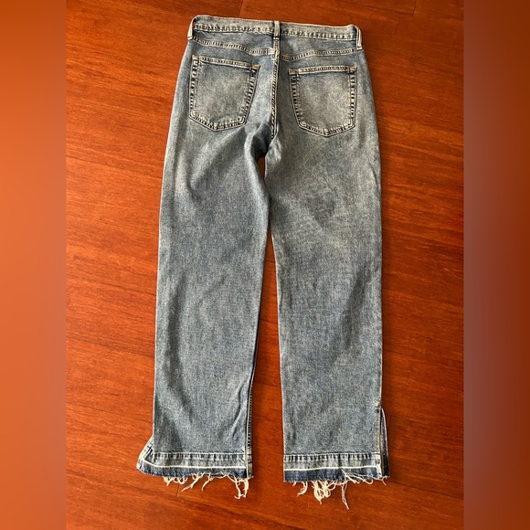 GAP Mid Rise 90’s Loose Mid Rise Jeans - Picture 7 of 10